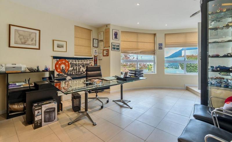 4 Bedroom Property for Sale in Hout Bay Western Cape